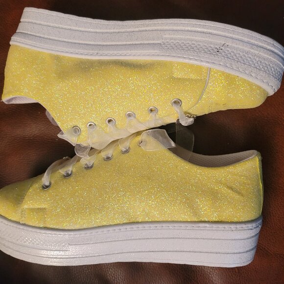 Stilo Bridal sneakers New with FLAWS US SIZE 12, UK10.5 EU 44.5 - Picture 7 of 10